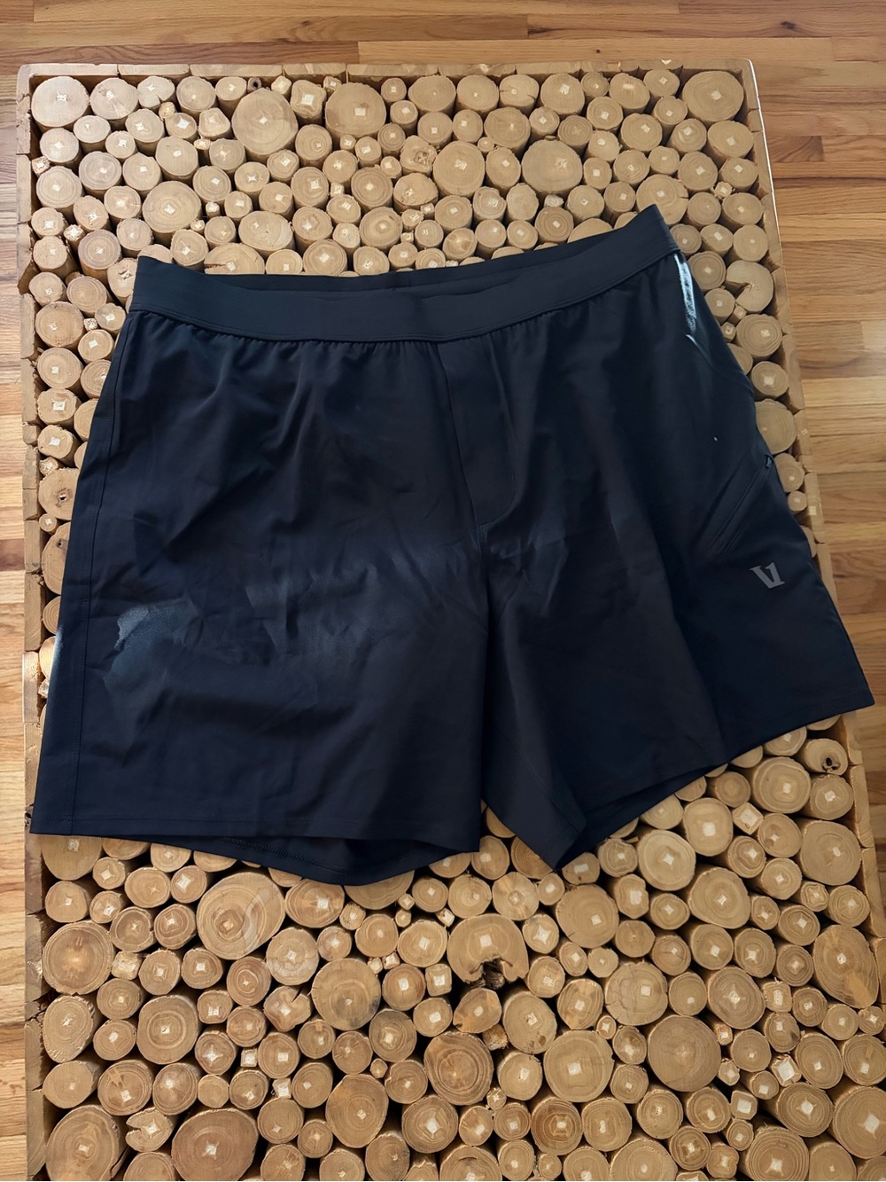 Vuori Qualify Black Performance Men's Shorts 5”